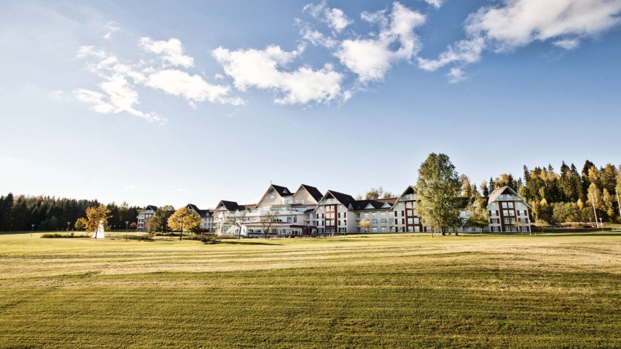 fdf56e8aed47e738ad19524bfdc77a8d